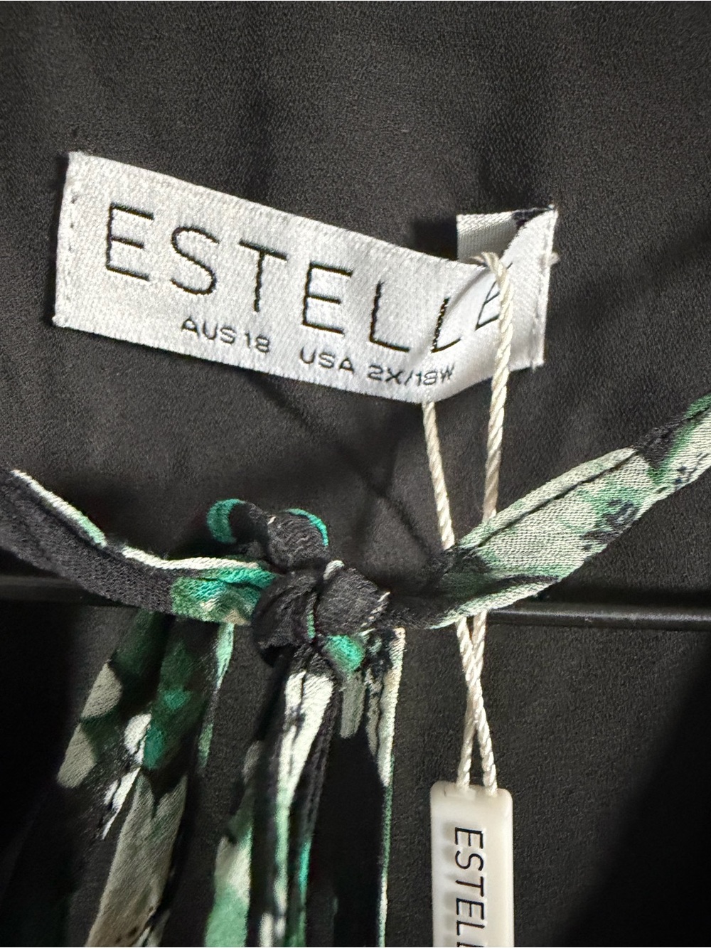 Estelle Floral Tie-Neck Midi Dress in Black and Green 2X New - Picture 7 of 8